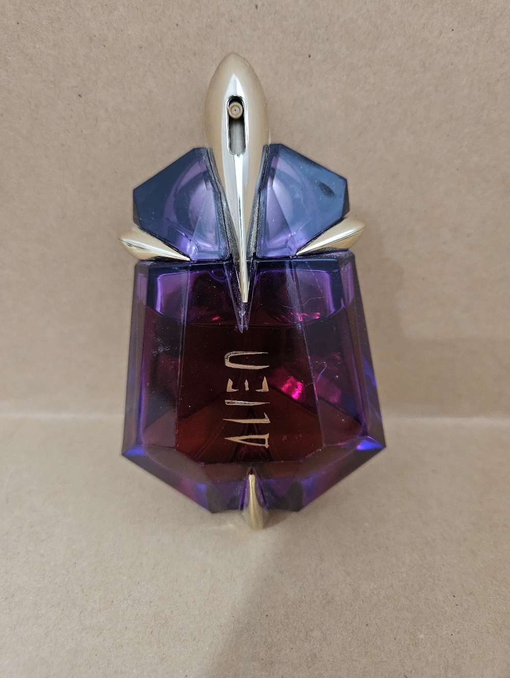 Alien Hypersense Eau De Perfum. 1.3 Fl Oz. New